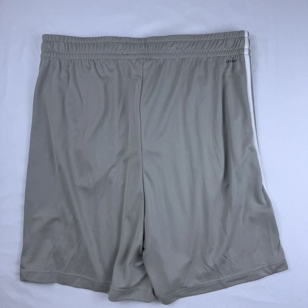 Adidas Men's Legends 3 Stripe Basketball Shorts Athletic Metal Grey‎ 2XL 9